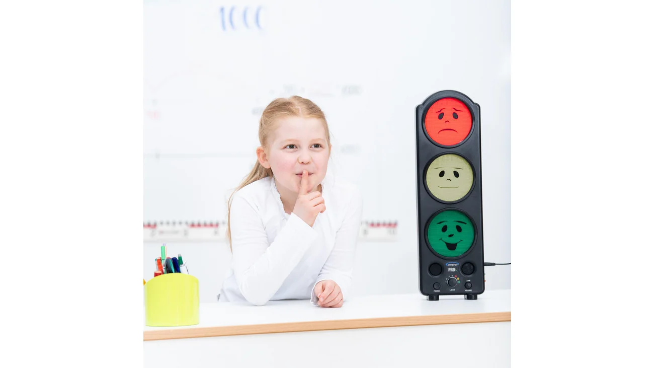 Koncentration til et godt læringsmiljø. Trafiklys til at mindske larm i undervisningen.