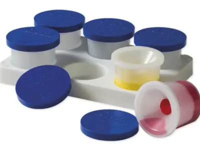 Farvebøtter, 250 ml. 6 stk. i Bakke