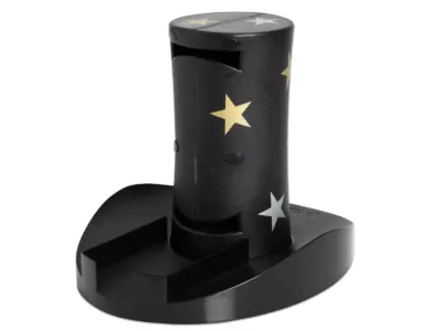 Magisk hat kortvender til at vende spillekort sort