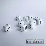 Terninger spilleterninger i træ 16 mm køb nu på skoleabc.dk - 10 stk i pose.