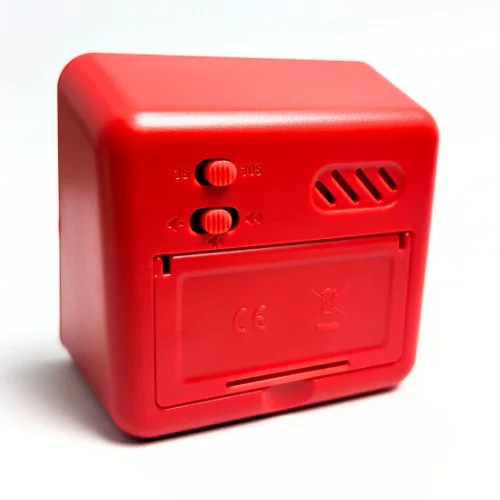 Lydløs timer i rød – et praktisk nedtællingsur til skole, hjem og køkken. Perfekt som time timer til opgaver, pligter og madlavning. CE-godkendt og robust design. Lille timer.