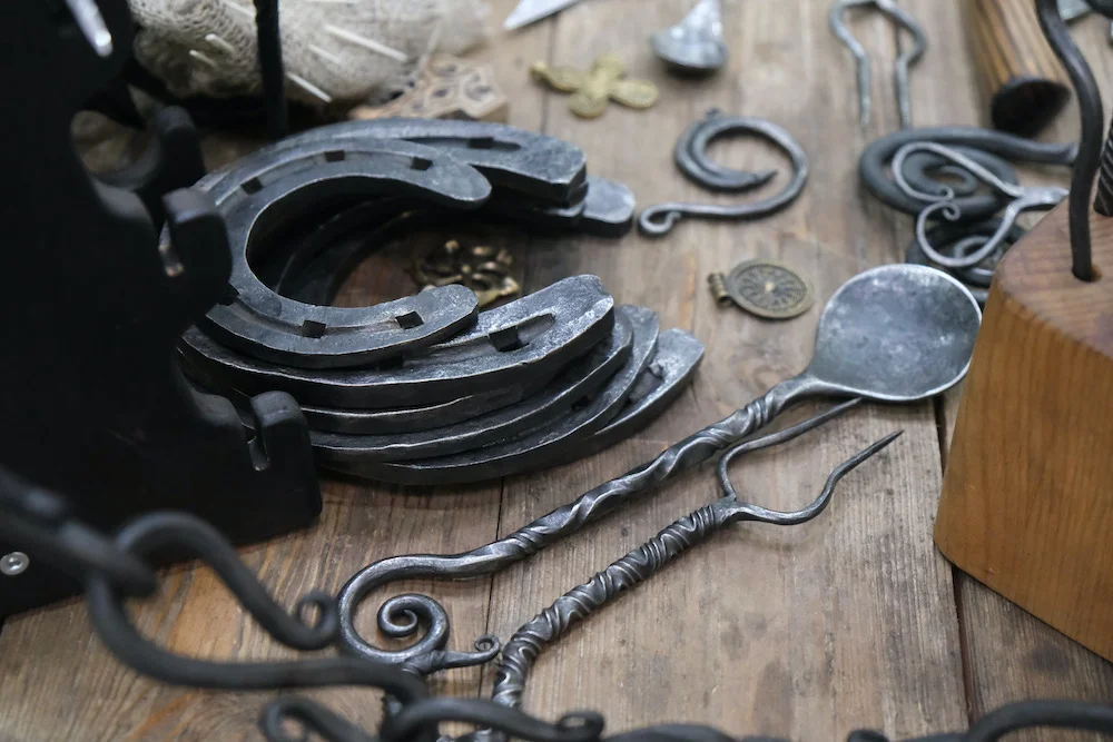 Kobber, Bronze, jern. De nye metaller indledte jernalderen. Historie.