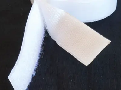 Selvklæbende velcrobånd